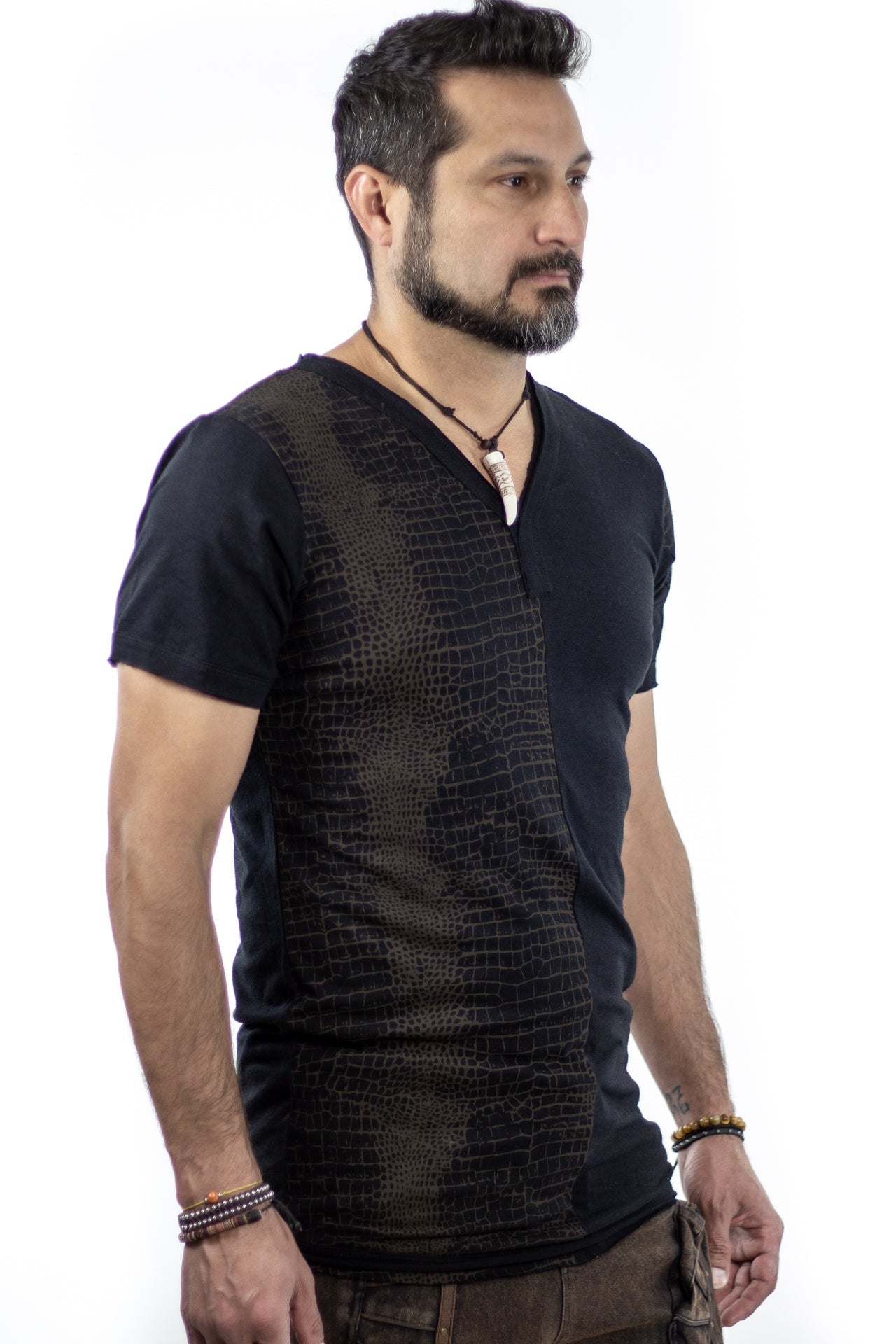 Croc Tshirt - anahata designs/infiniti now