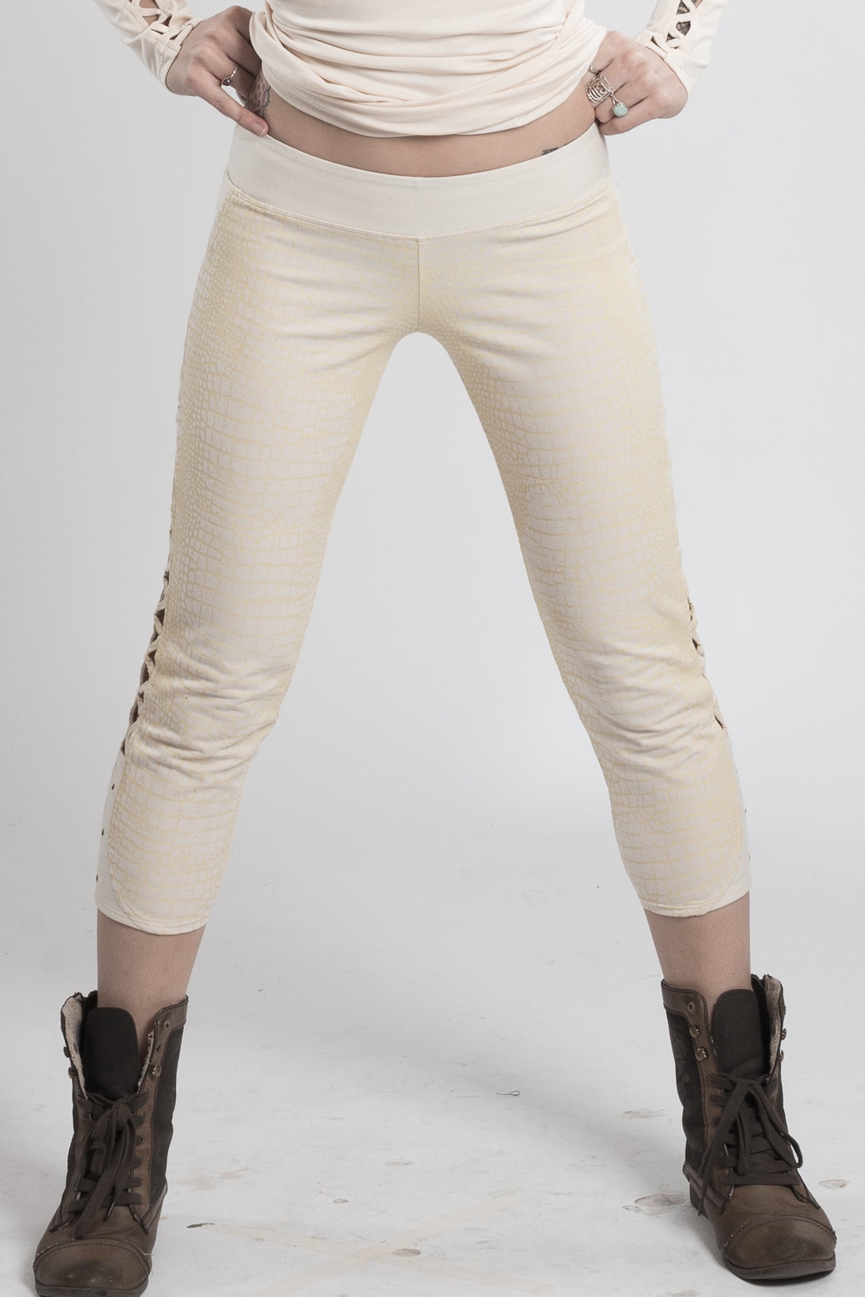 Alara leggings - anahata designs