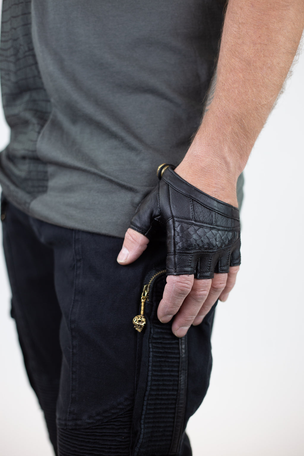 Racer Gloves - anahata designs/infiniti now