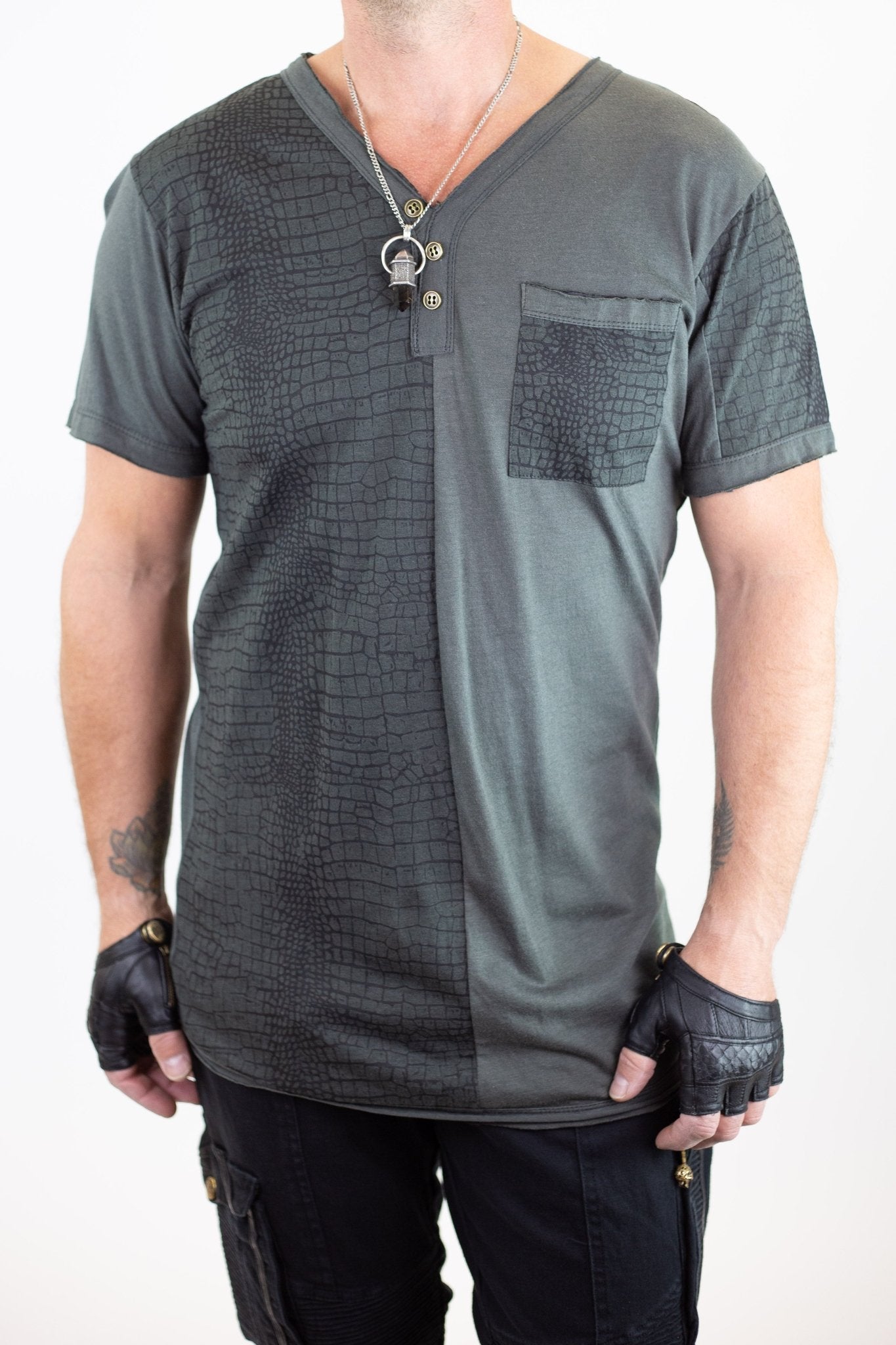 Croc Tshirt - anahata designs/infiniti now