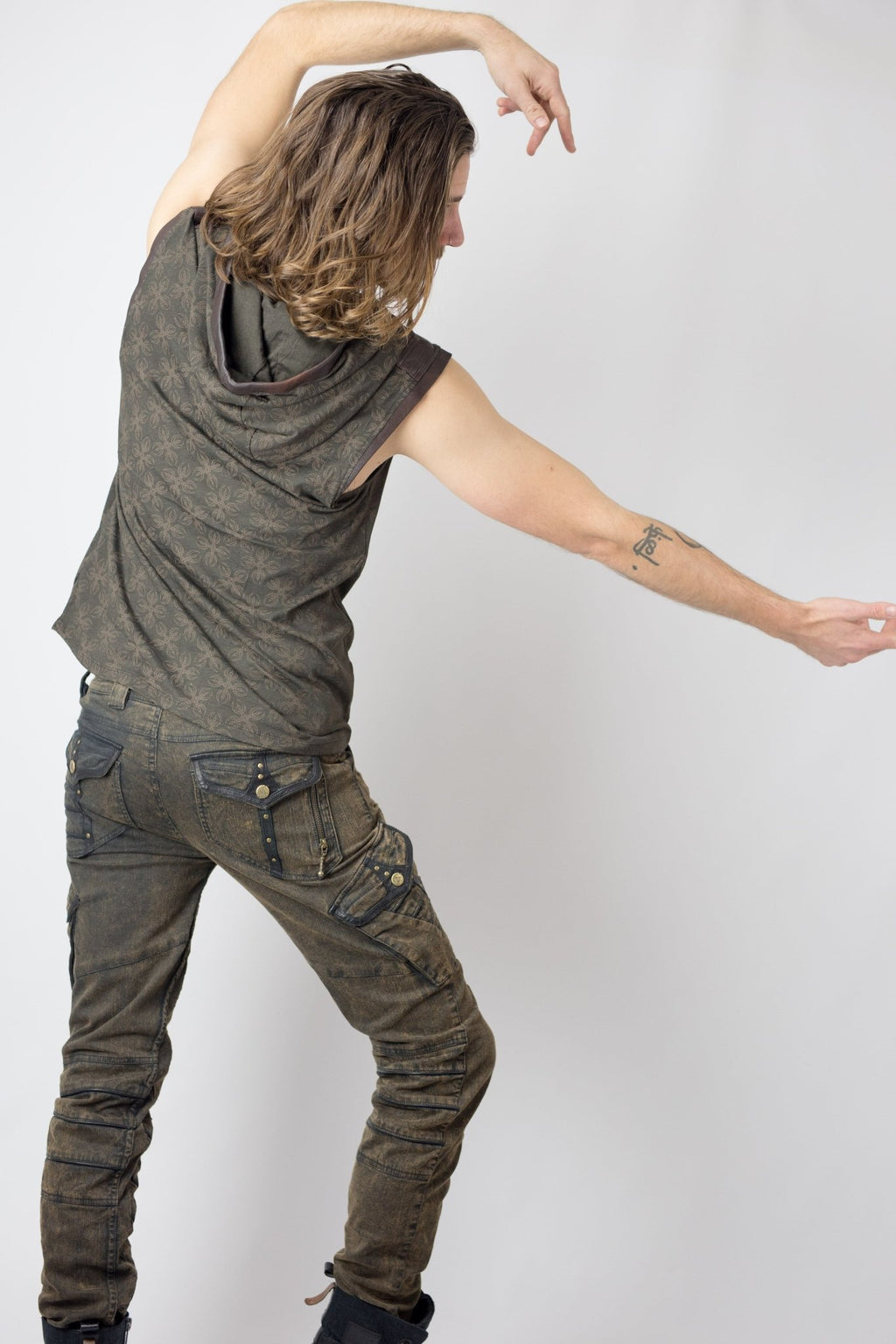 Further Tank - anahata designs