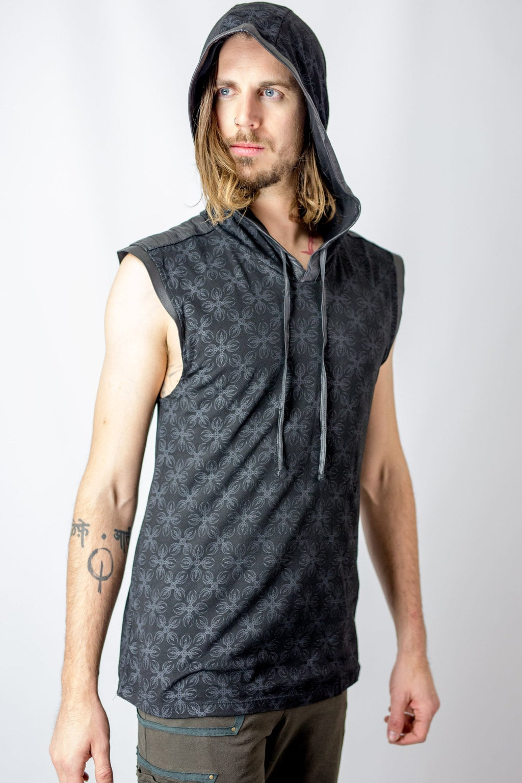 Further Tank - anahata designs