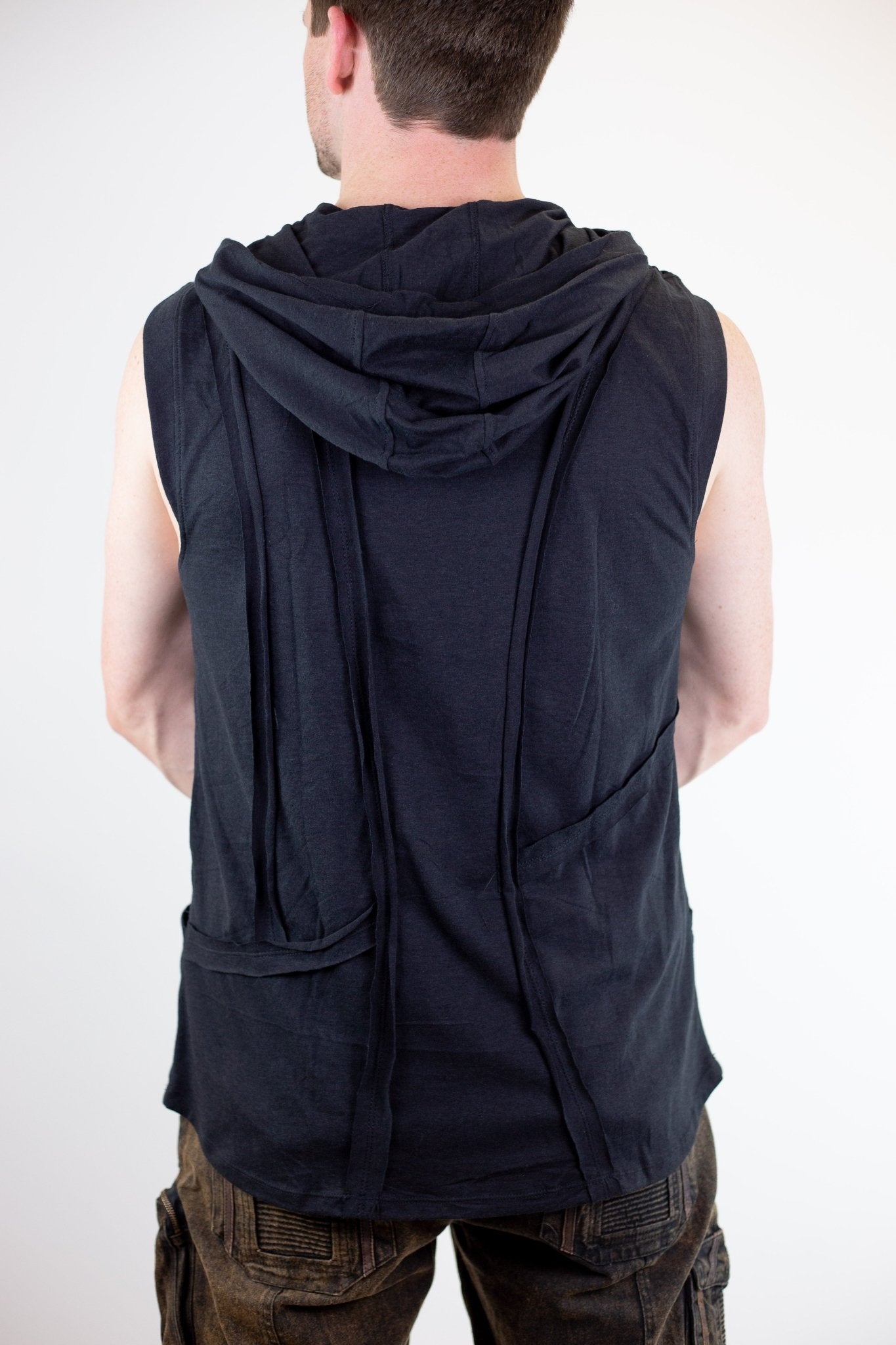 トップス VIAVANDA DISTORTION HOODIE TANK TOP Men's Hoodie Tank Top - Black